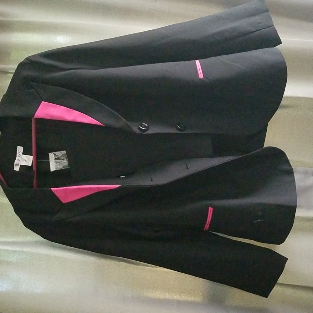 Romans pleaded skirt suit/ Tall girl